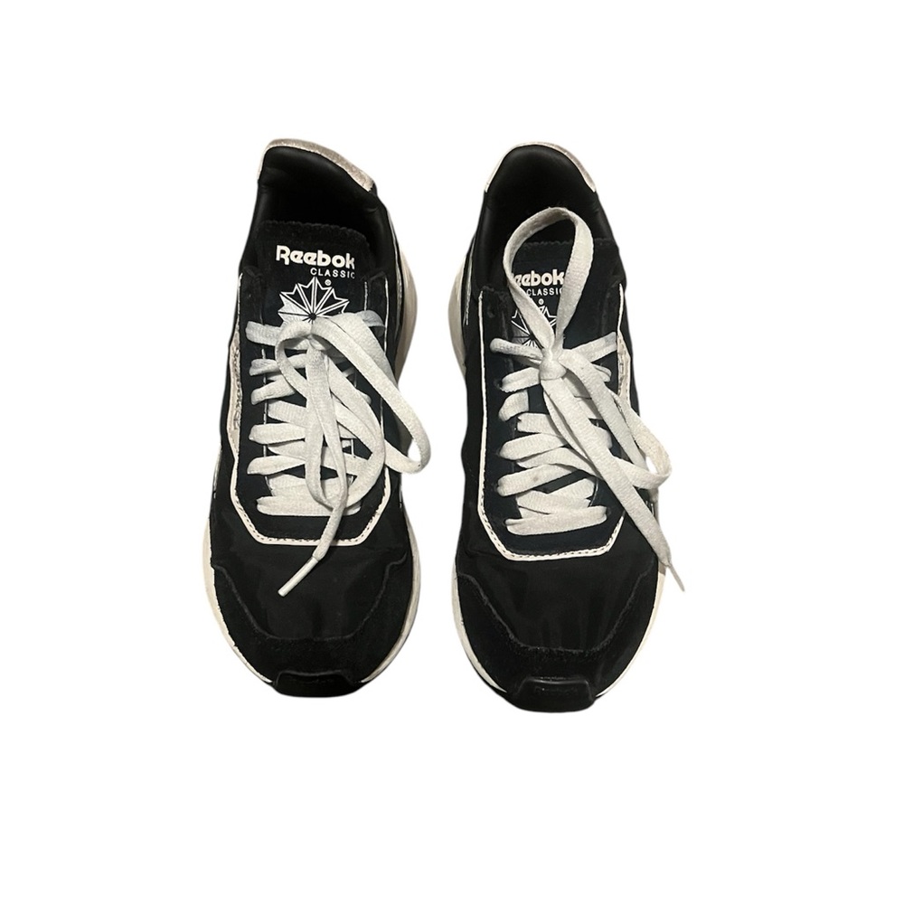 Black Reebok’s - Picture 2 of 3